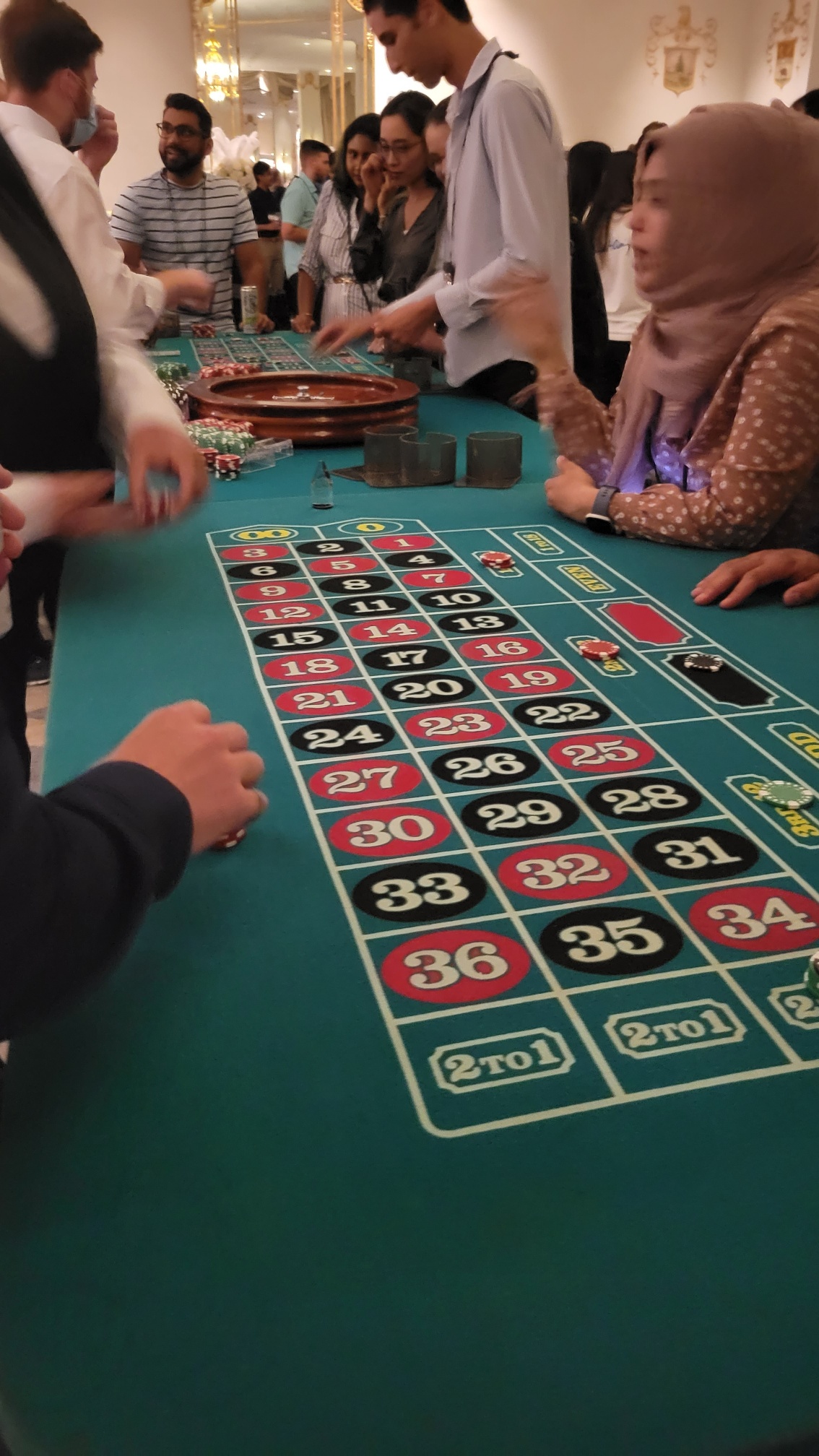 Double Roulette Table
